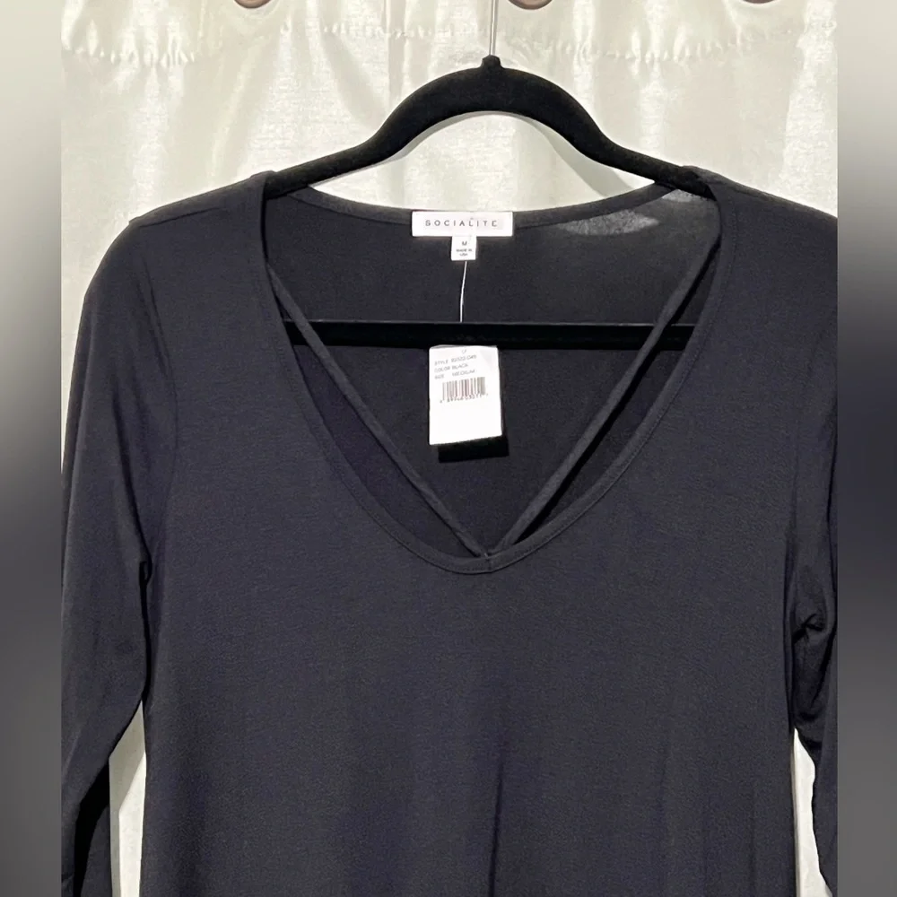 Socialite‎ V Cut Long Sleeve Mini Dress pull over flowy black size medium USA